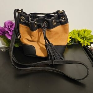 Liz Claiborne small bucket crossbody brown and black